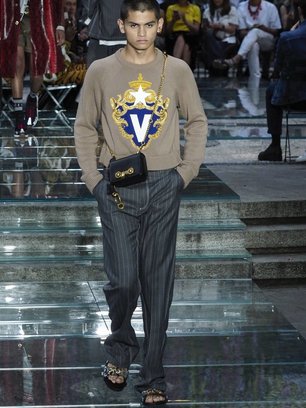 Slide image for gallery: 8630 | Versace