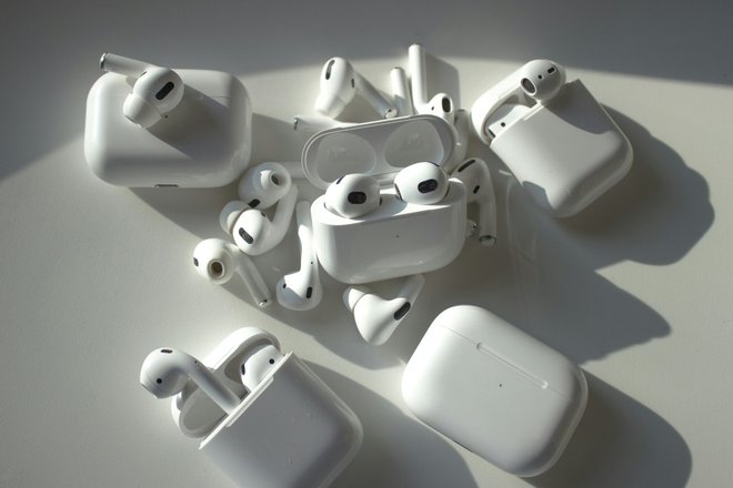 AirPods