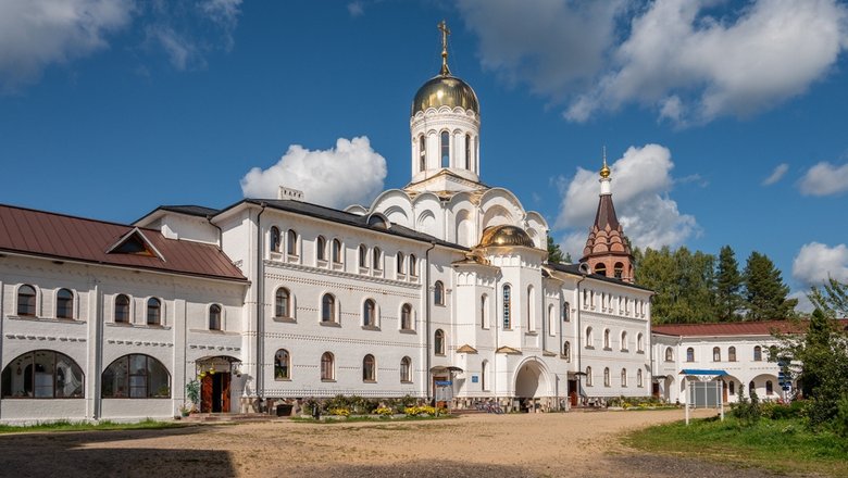 Николо-Сольбинский женский монастырь в Переславле-Залесском.