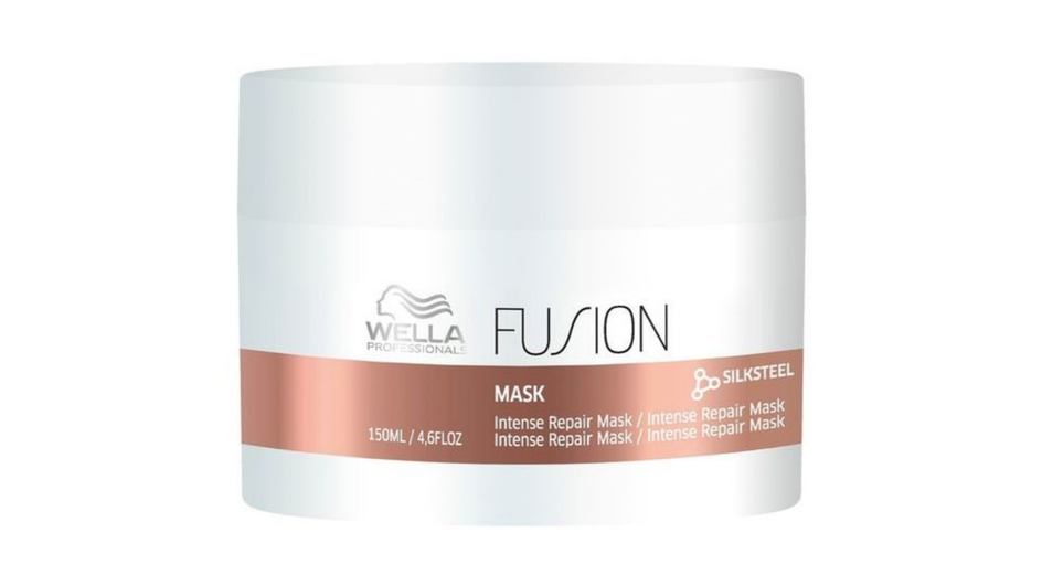 Восстанавливающая маска для волос фирмы Wella Professionals серия Fusion Intense Repair Mask Восстанавливающая маска для волос фирмы Wella Professionals серия Fusion Intense Repair Mask