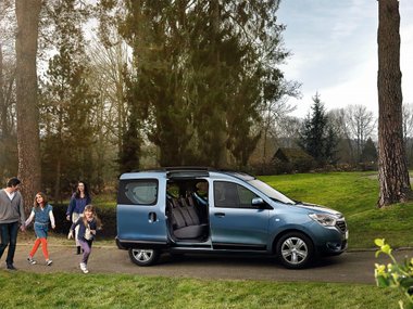slide image for gallery: 24448 | Renault Dokker