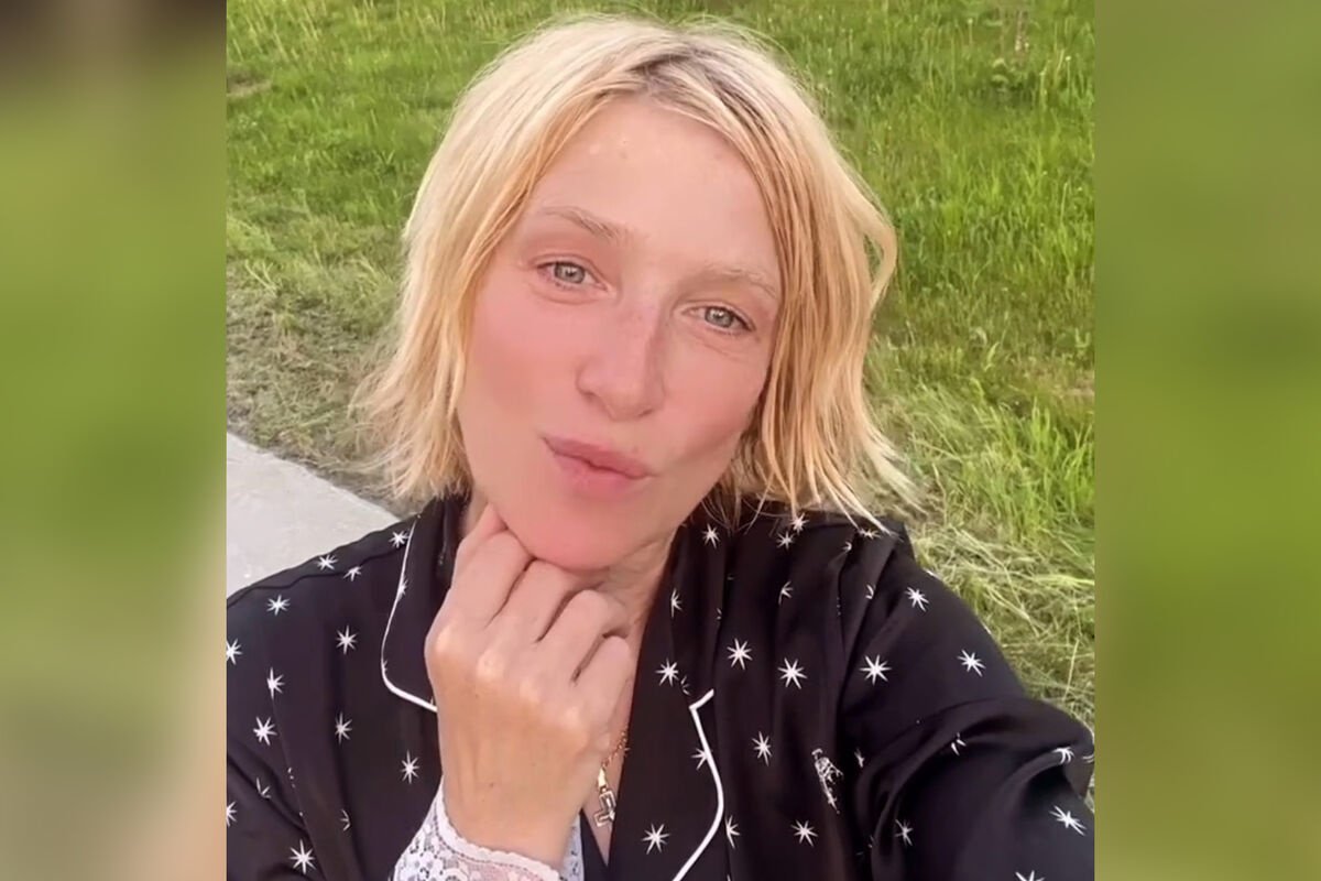 Актриса Ирина Гринева показала, как выглядит без макияжа Актриса Ирина Гринева показала, как выглядит без макияжа