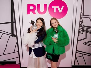 Мария Янковская и Betsy на премии RU.TV, фото: пресс-служба
