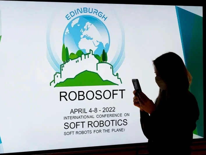 Турниры RoboSoft проходят в разных городах мира Турниры RoboSoft проходят в разных городах мира