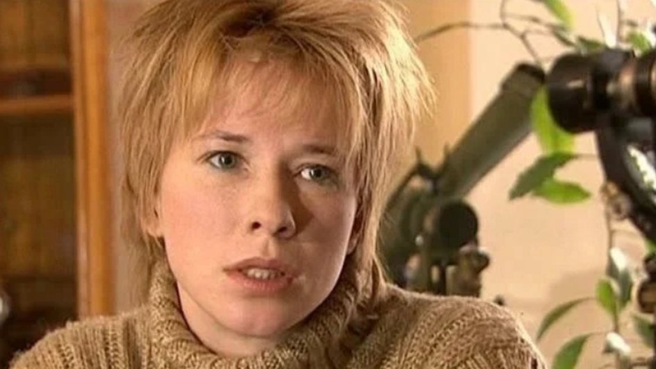 Алла Клюка в роли Лампы в сериале Евлампия Романова. Следствие ведет дилетант Алла Клюка в роли Лампы в сериале Евлампия Романова. Следствие ведет дилетант