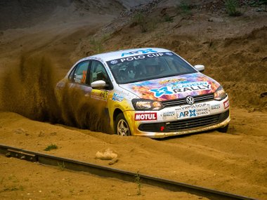slide image for gallery: 17065 | Шрамы в памяти, или Второй подряд подиум в Volkswagen Polo Cup. Песок