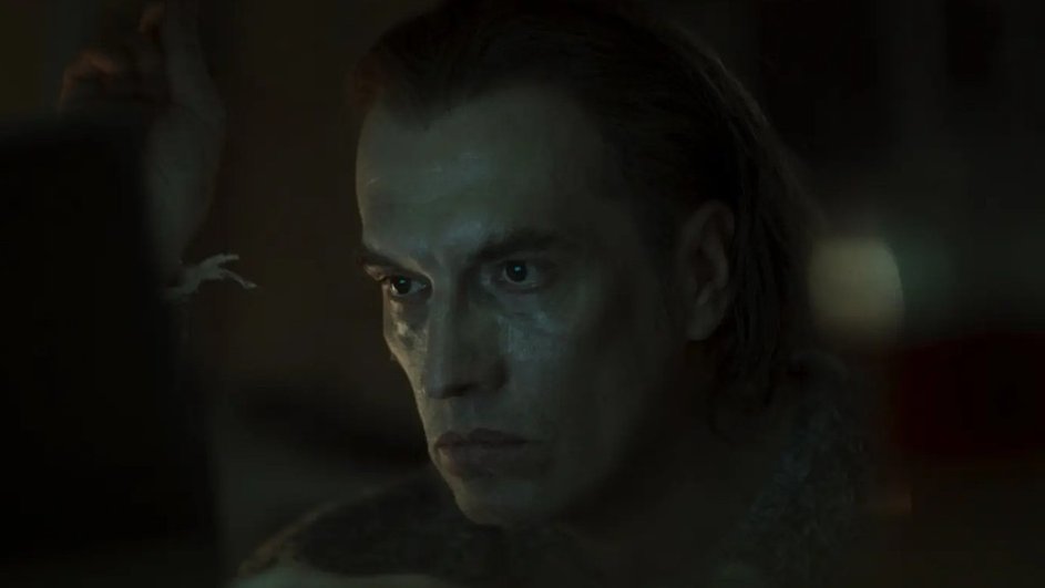 Евгений Коряковский в роли Олега Пескунова в сериале «Гипнозис» Евгений Коряковский в роли Олега Пескунова в сериале «Гипнозис»