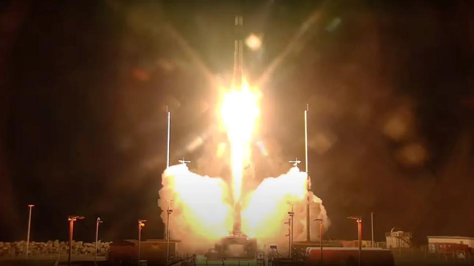 Ракета Rocket Lab Electron запускает миссию NROL-123 из Вирджинии 21 марта 2024 года
