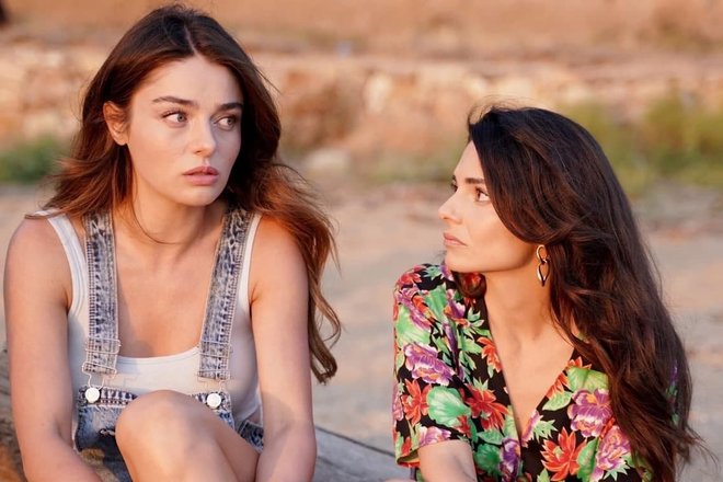 Кадр из сериала Сказка на острове Кадр из сериала Сказка на острове