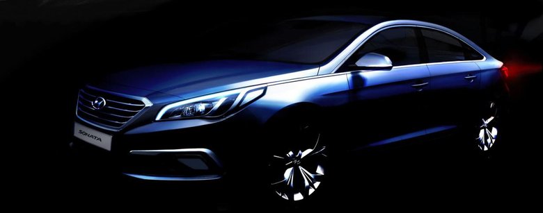 Верхнее фото &mdash; тизер Hyundai Sonata нового поколения, ниже &mdash; текущая модель. Судя по всему, корейские специалисты продолжат развивать стиль Fluidic Sculpture, однако чересчур обтекаемые формы при этом уйдут в прошлое