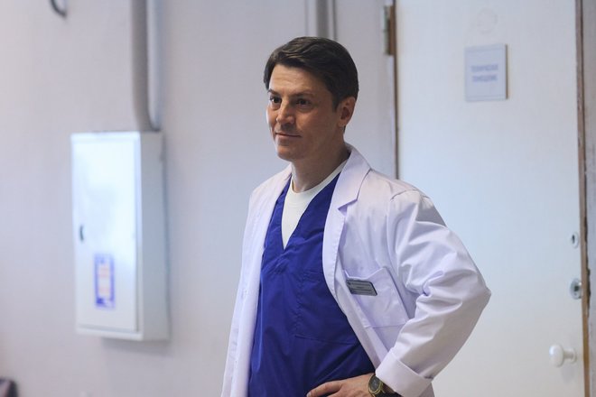 Гела Месхи на съемках сериала «Когда горит огонь»