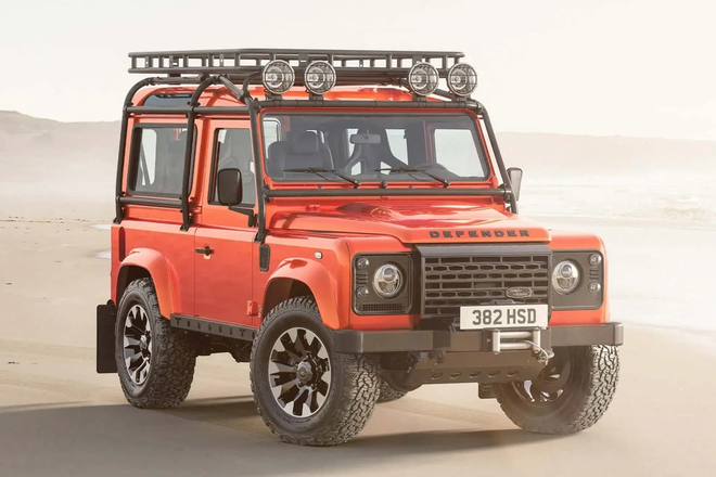 Land Rover Defender