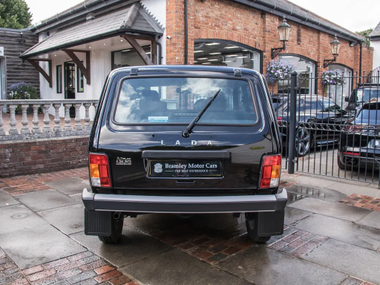 Lada Niva Legend 2021 года в Великобритании