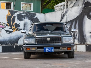 Toyota Century: лимузин для императора