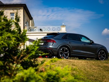 slide image for gallery: 28314 | Audi e-tron golf weekend 2021