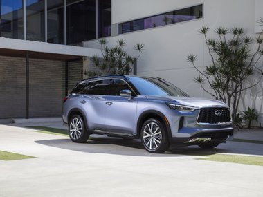 slide image for gallery: 28301 | Infiniti QX60