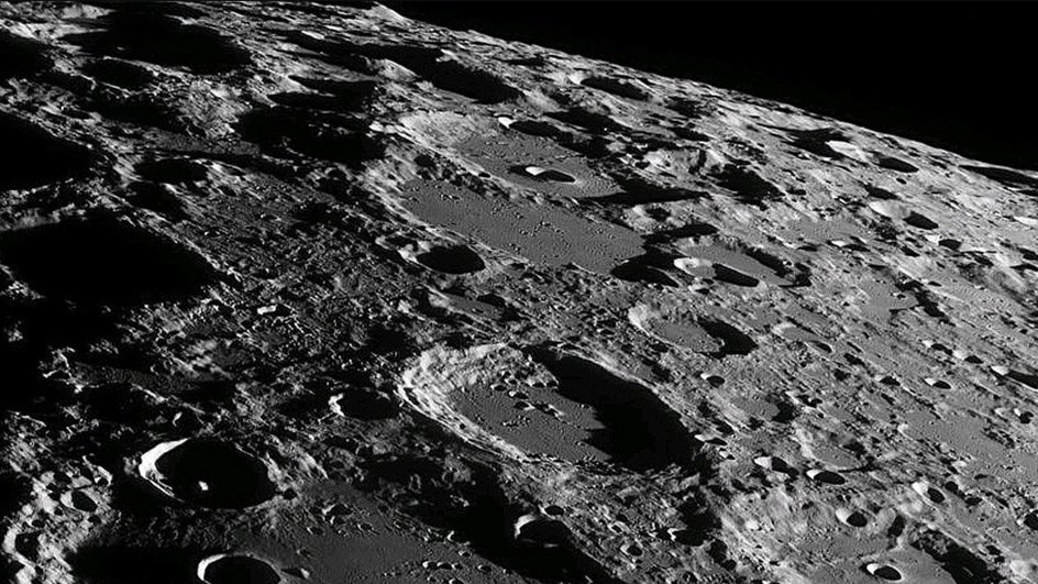 Ученые научились добывать кислород на поверхности Луны Ученые научились добывать кислород на поверхности Луны