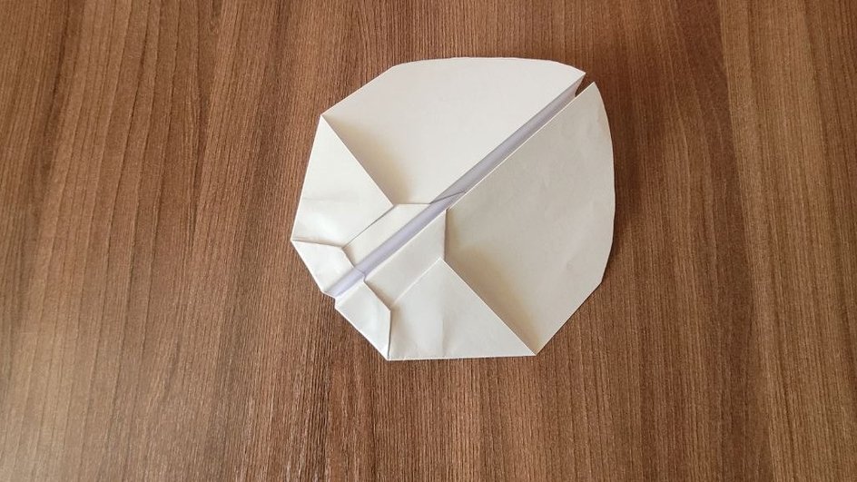 Как сделать самолёт из бумаги. Оригами самолёт