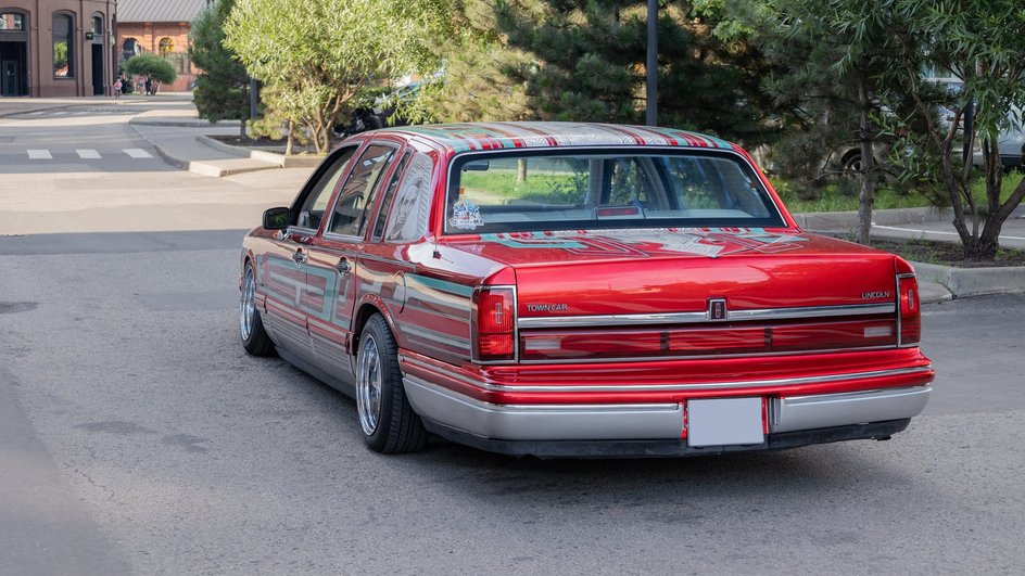 Lincoln Town Car