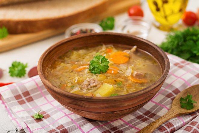Суп, щи с квашеной капустой Суп, щи с квашеной капустой