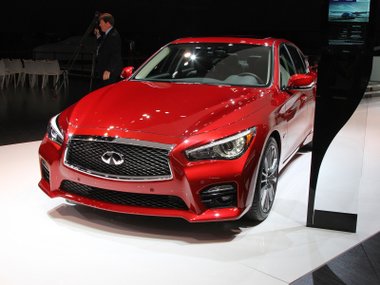 slide image for gallery: 19724 | Infiniti Q50