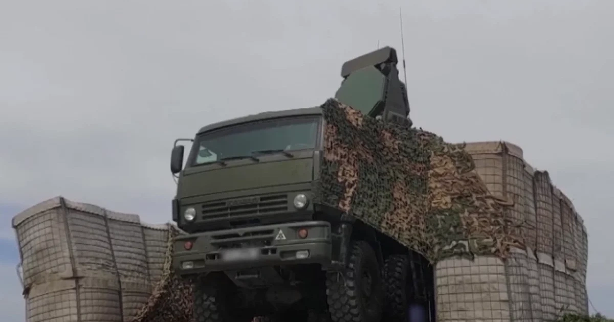 Слюсарь: при атаке БПЛА в Таганроге повреждены окна в лицее и двух домах