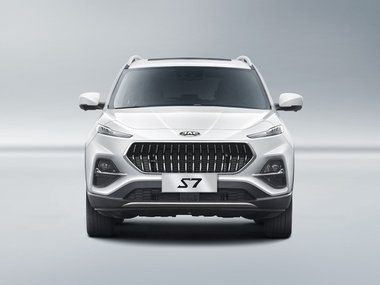 slide image for gallery: 26977 | JAC S7