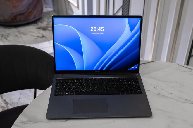 Huawei MateBook D16 (2024)