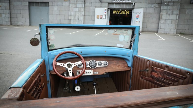 slide image for gallery: 26138 | Hot Rod07