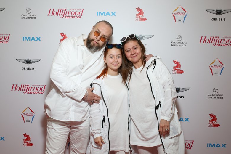 Мария Голубкина с женихом Борисом Ливановым и его дочерью