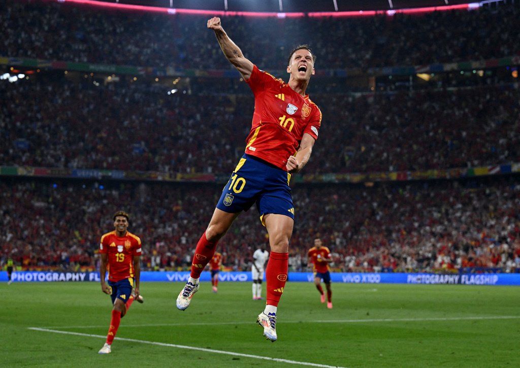 Испания победила Францию и стала первым финалистом Евро-2024