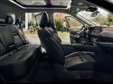 slide image for gallery: 25937 | Nissan X-Trail