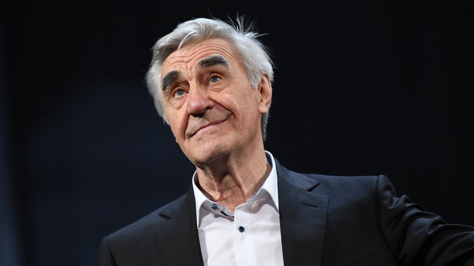 Анатолий Васильев Анатолий Васильев