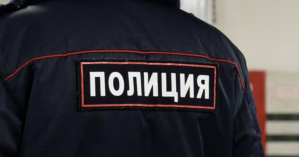 На Сахалине браконьер отобрал видеорегистратор у инспектора и покусал полицейских