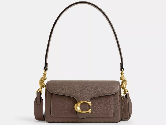 Сумка Tabby bag от Coach, которая стала одной из самых модных сумок по рейтингу Lyst Сумка Tabby bag от Coach, которая стала одной из самых модных сумок по рейтингу Lyst