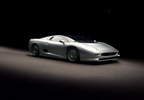 Jaguar XJ220