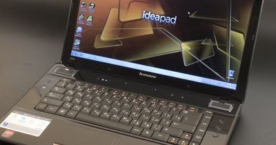 Y560p lenovo не включается