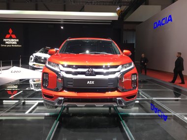 slide image for gallery: 24179 | Mitsubishi ASX