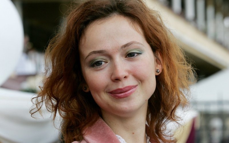 Беременная Елена Захарова устроила ДТП и лишилась прав » Актуальные новости