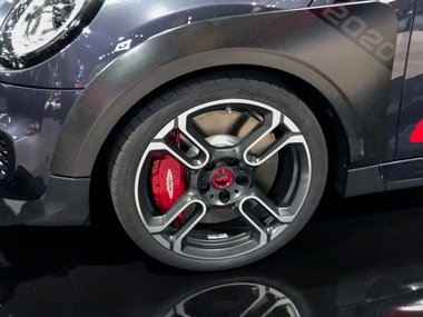 slide image for gallery: 25336 | Mini