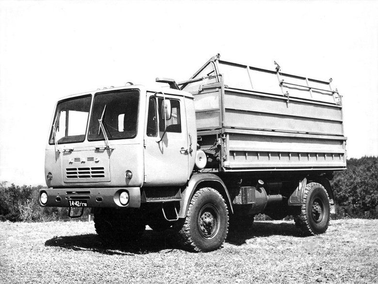  Сельскохозяйственный самосвал КАЗ-4504 — последний серийный автомобиль кутаисского завода