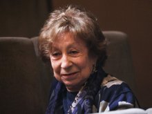 Лия Ахеджакова