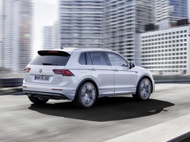 slide image for gallery: 17815 | Volkswagen Tiguan
