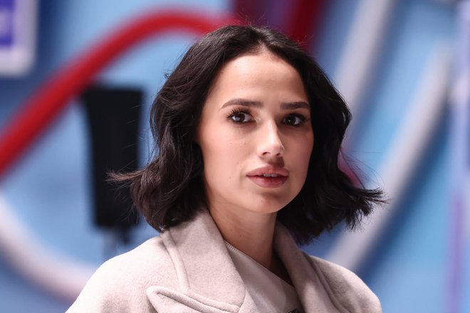 Алина Загитова Алина Загитова