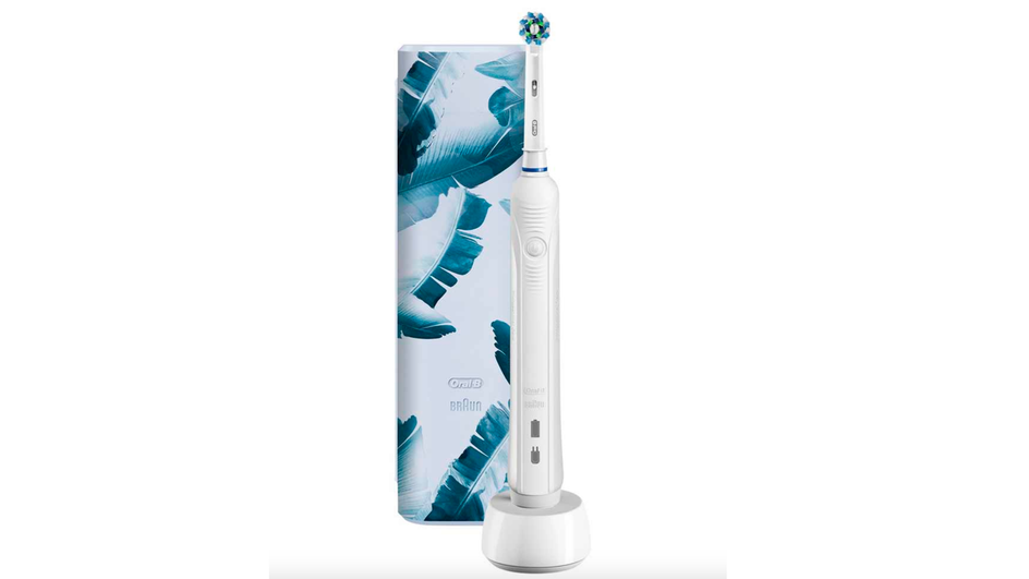 Электрическая зубная щетка Braun Oral-B 750/D16.513. UX Cross Action