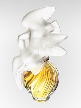 Флакон, созданный Марком Лаликом, сыном Рене, в 1948 году для парфюма L'Air Du Temps от Nina Ricci