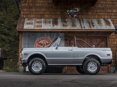 slide image for gallery: 23849 | Ringbrothers 1971 Chevrolet K5 Blazer