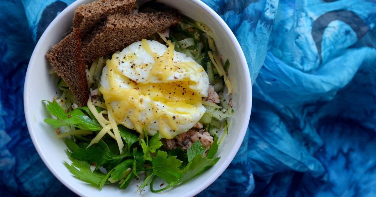 Салат из стручковой фасоли с яйцом пашот рецепт