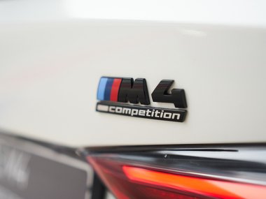 slide image for gallery: 28077 | BMW M4