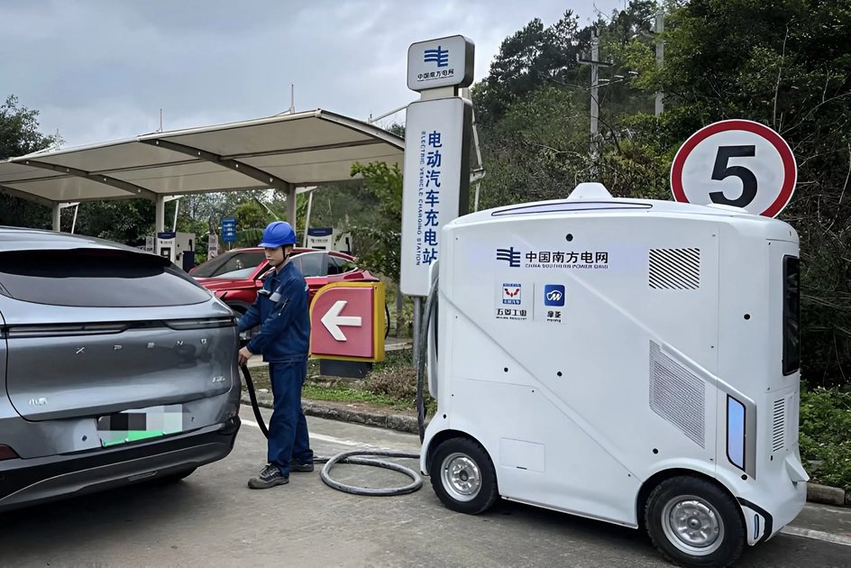 Зарядная станция называется Mobile Energy Storage Charging Vehicle (MESCV). Источник: Wuling